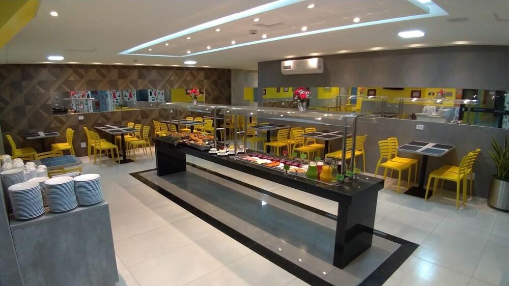 Hotel Avalon Maringa Economico Екстериор снимка