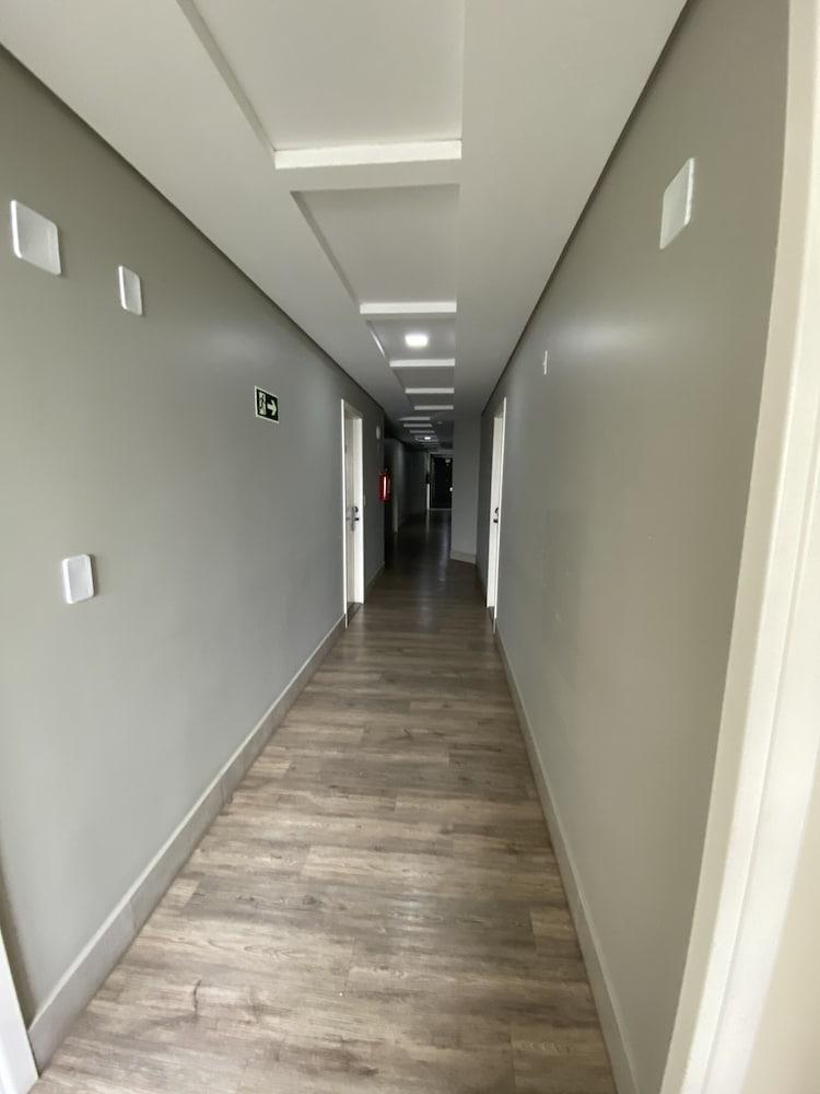 Hotel Avalon Maringa Economico Екстериор снимка